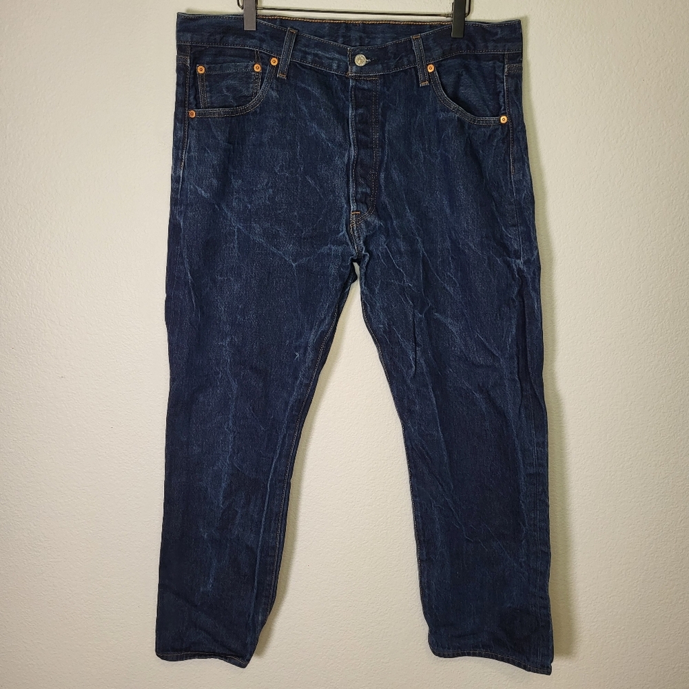 Levi's 501 Original Straight Leg Button Fly Denim Jeans size 38x30 in Dark Wash